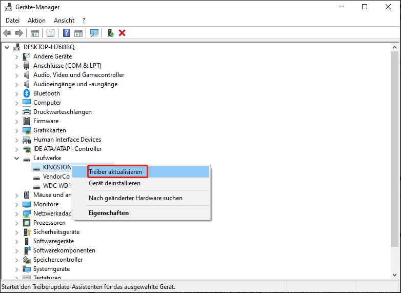 Geräte-Manager-Oberfläche mit Anzeige aller Festplattenlaufwerke, ausgewähltes Ziellaufwerk und Option Treiber aktualisieren.