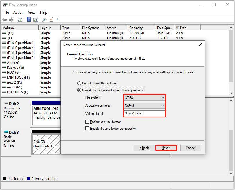 The Disk Management interface shows the disk formatting wizard, including fields for file system and volume label.